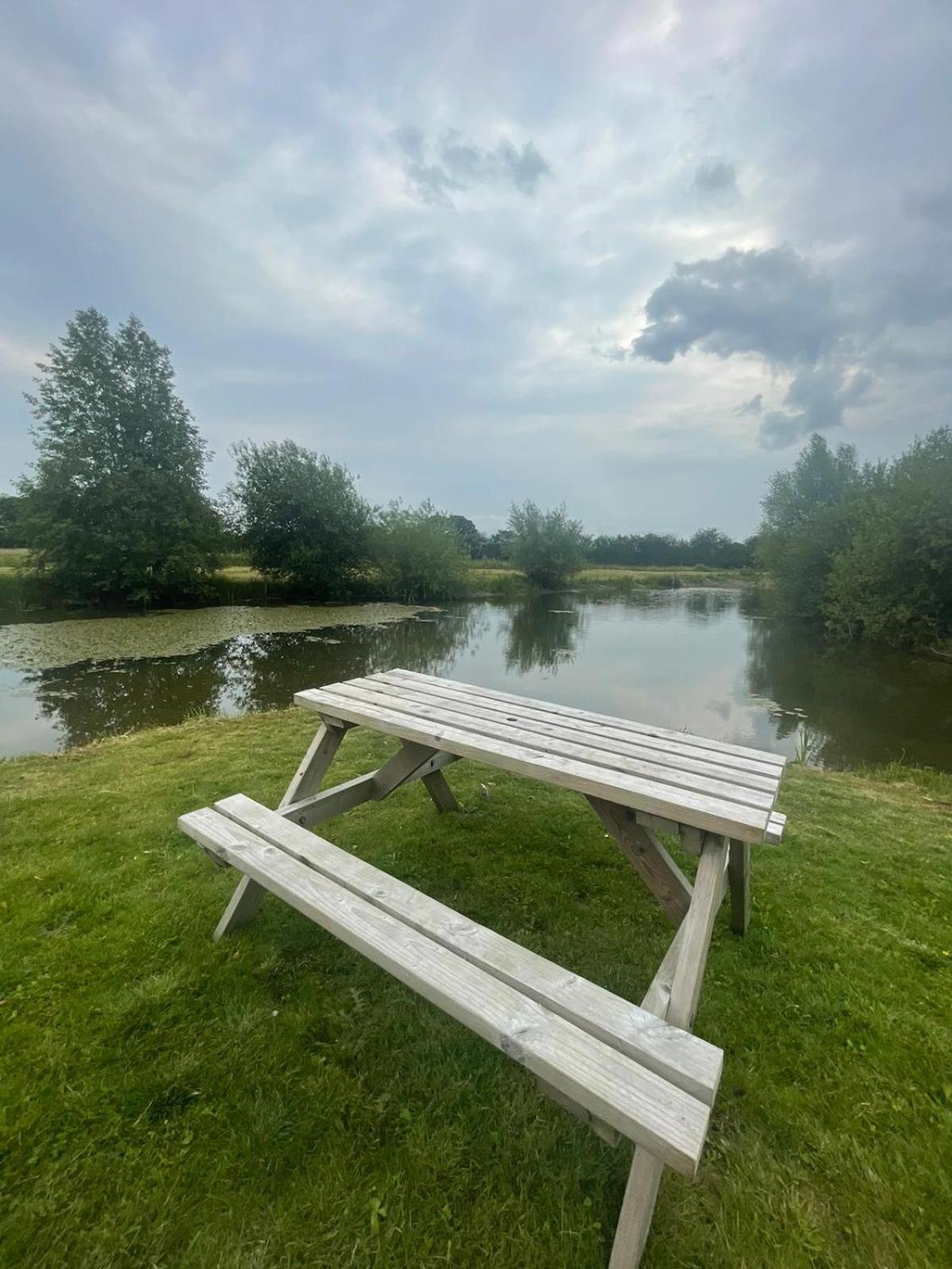 Bell Tent North Yorkshire المظهر الخارجي الصورة